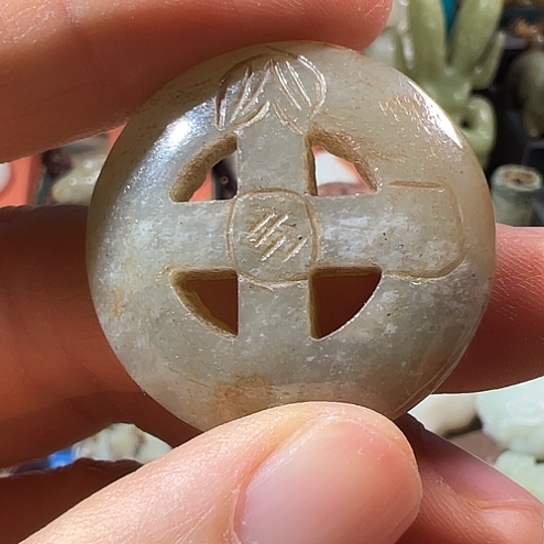 和田玉（糖玉）未镶嵌挂件