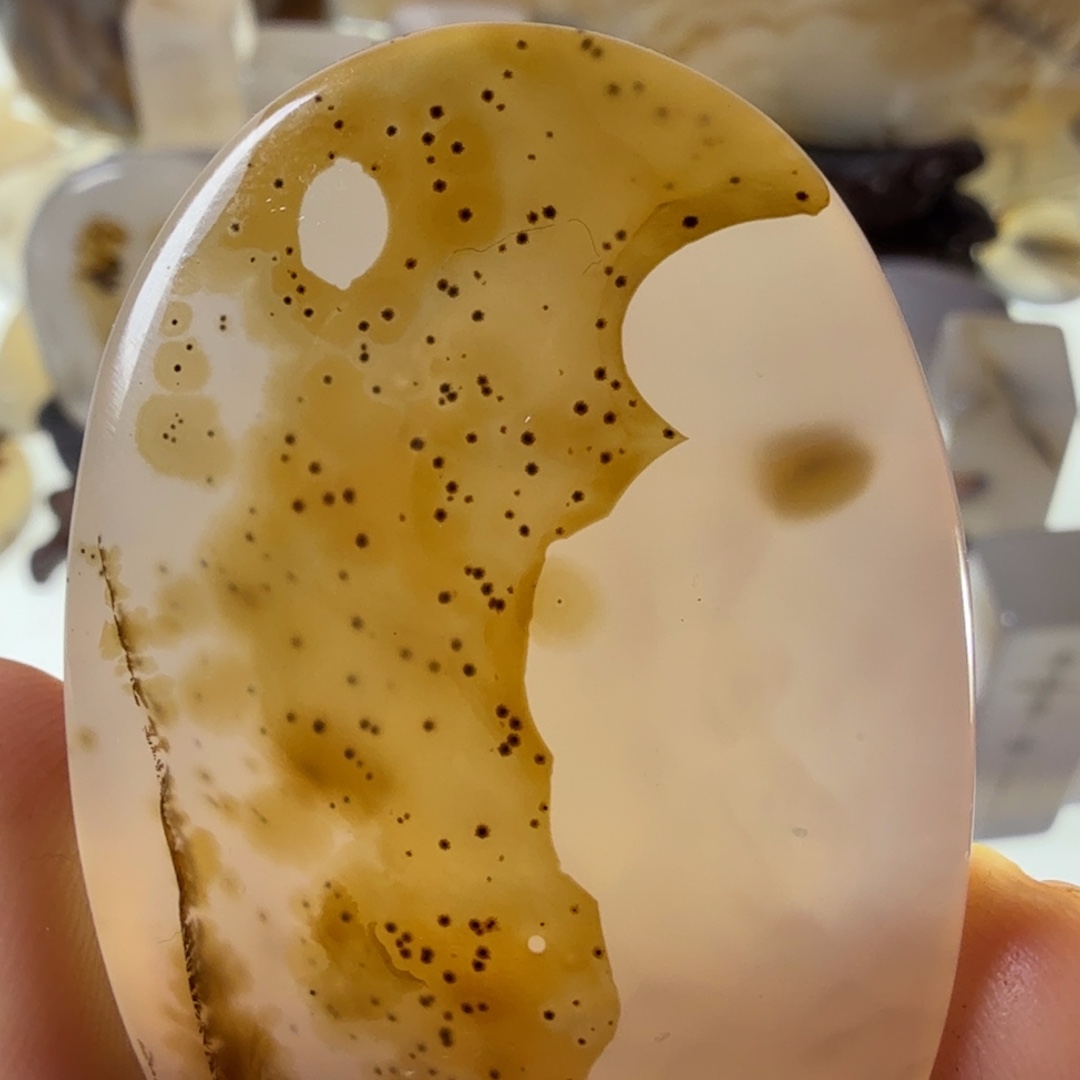 玛瑙/玉髓未镶嵌珠宝半成品