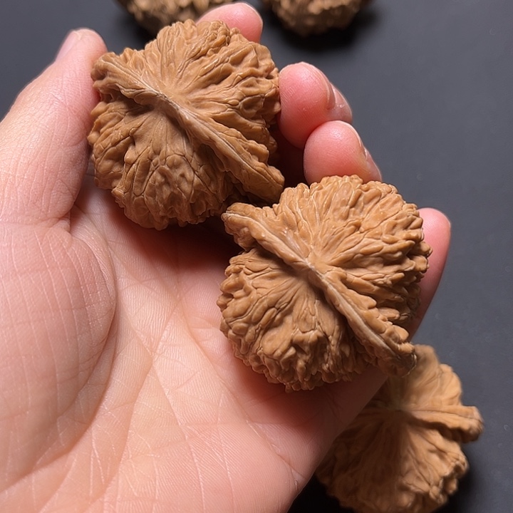 核桃四座楼白茬全品44大十