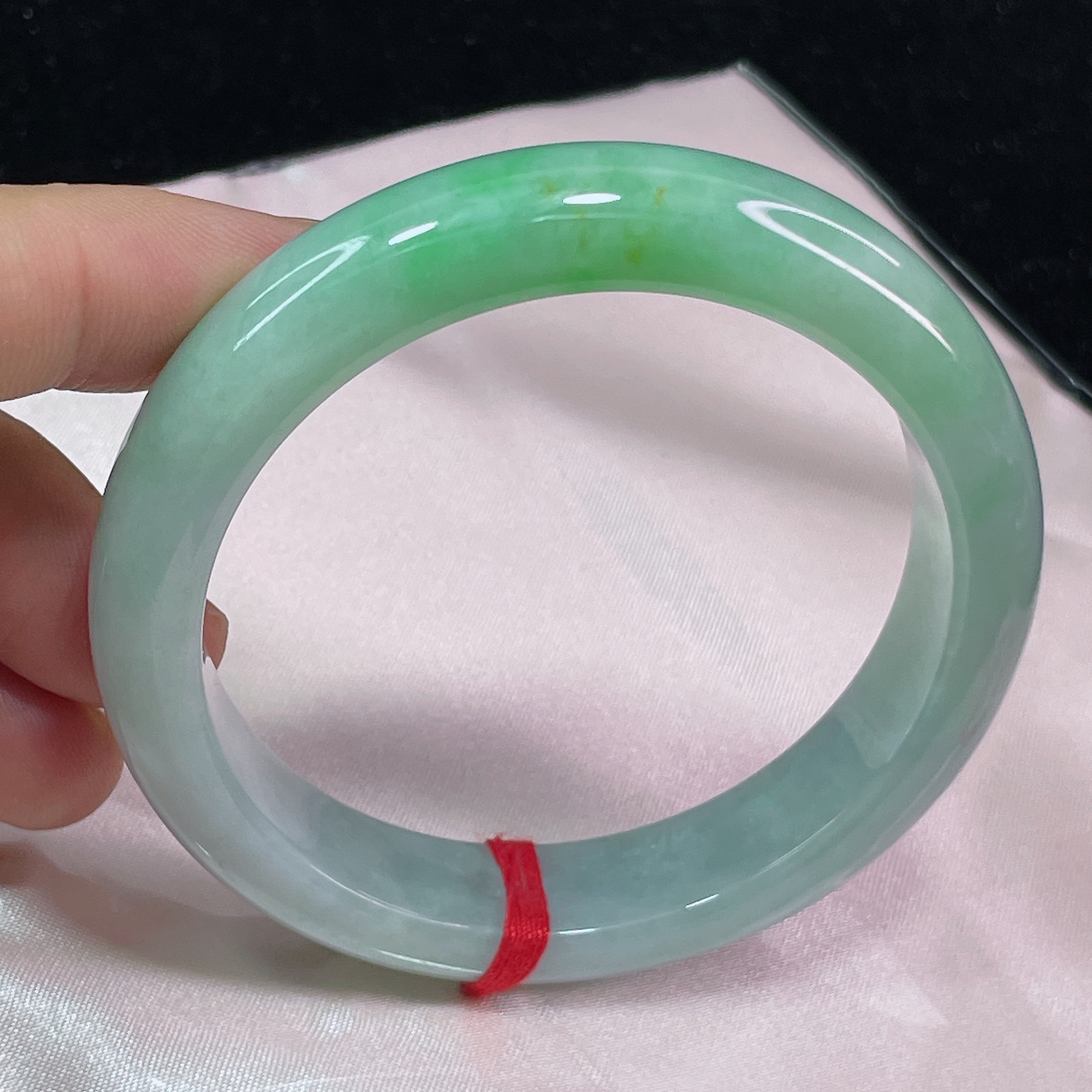 缅甸天然A货翡翠手镯冰润冰绿 5657圈