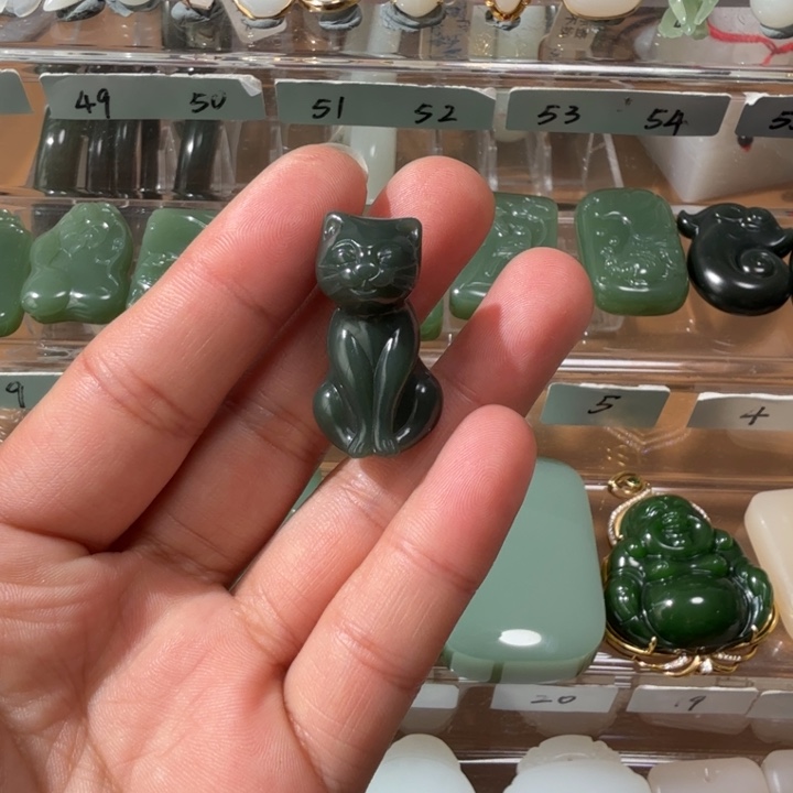 和田玉颈饰未镶嵌天花板墨青羊脂玉招财猫