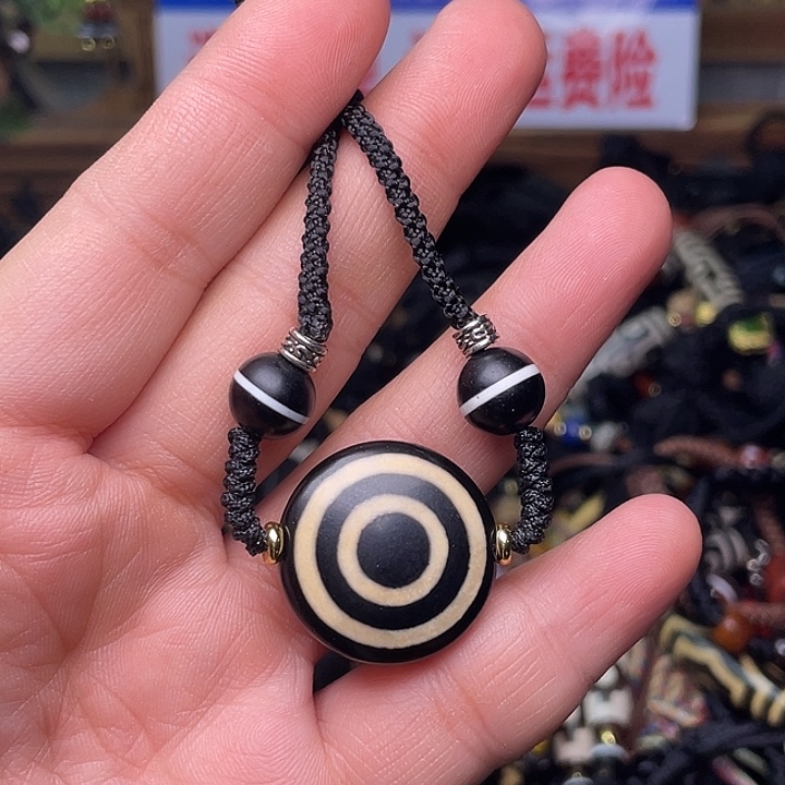 玛瑙/玉髓颈饰未镶嵌皇****燕