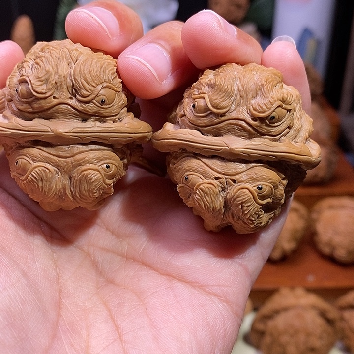 【闪购商品】核桃手串/手链双面金蟾