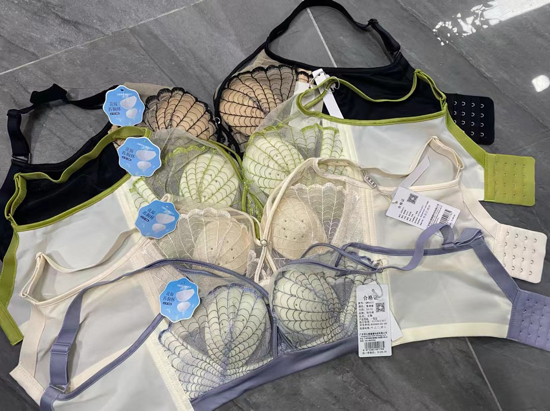 院线高端内衣 高品质高质量衣衣