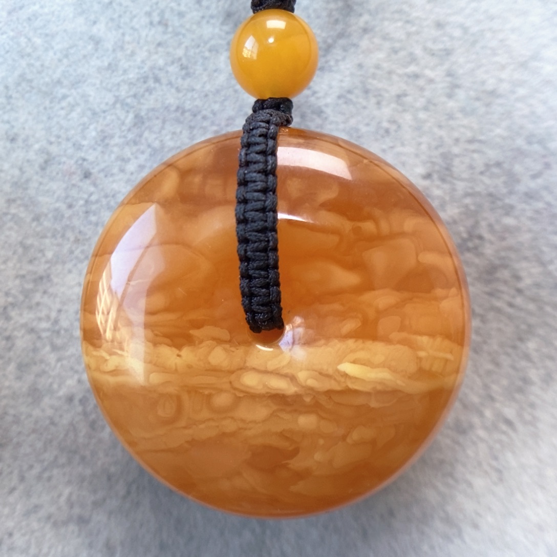 蜜蜡未镶嵌颈饰蜜蜡