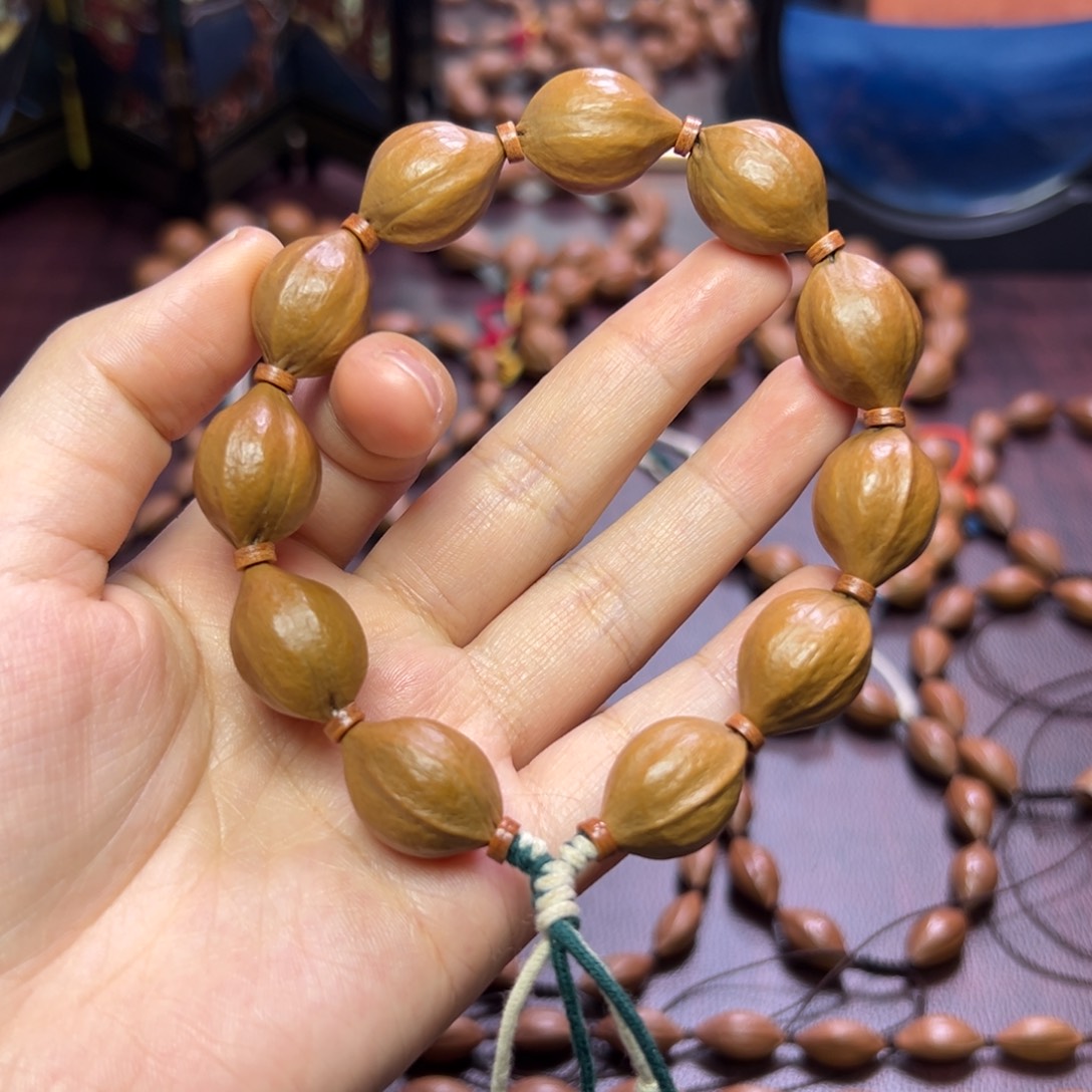 橄榄核手串/手链老油核 三面佛 1.6 2.2左右