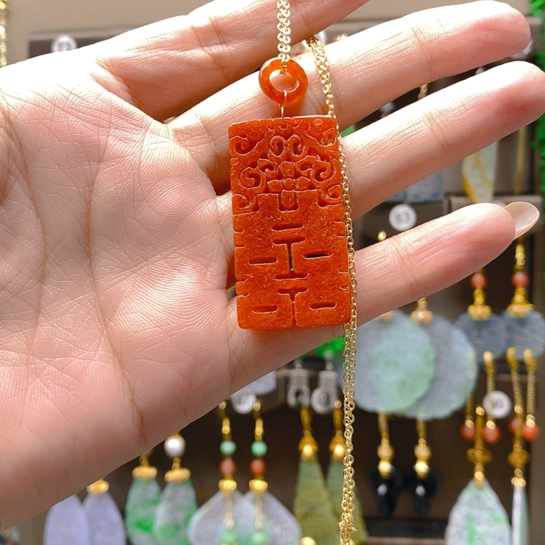 未镶嵌翡翠耳饰翡翠