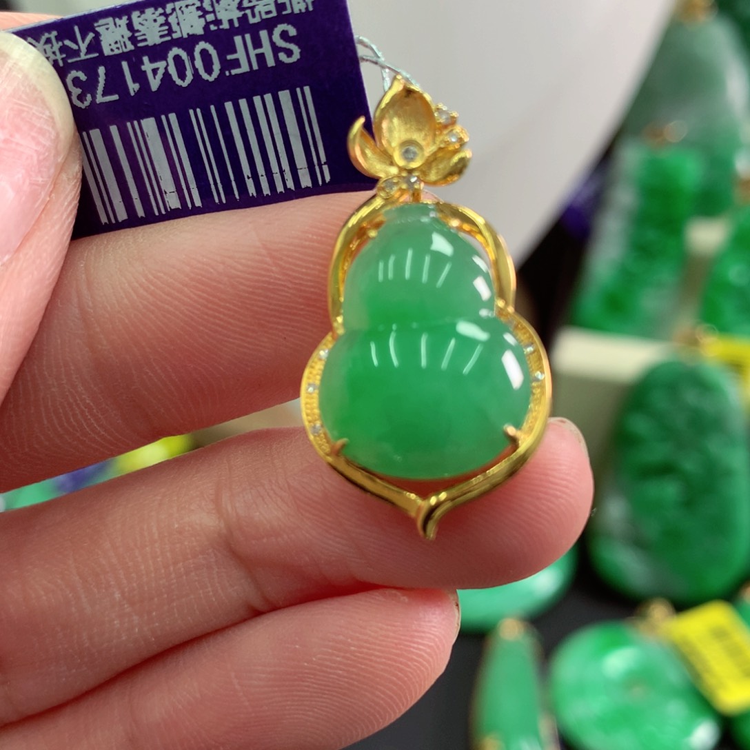 翡翠18K金镶嵌吊坠(不含链)