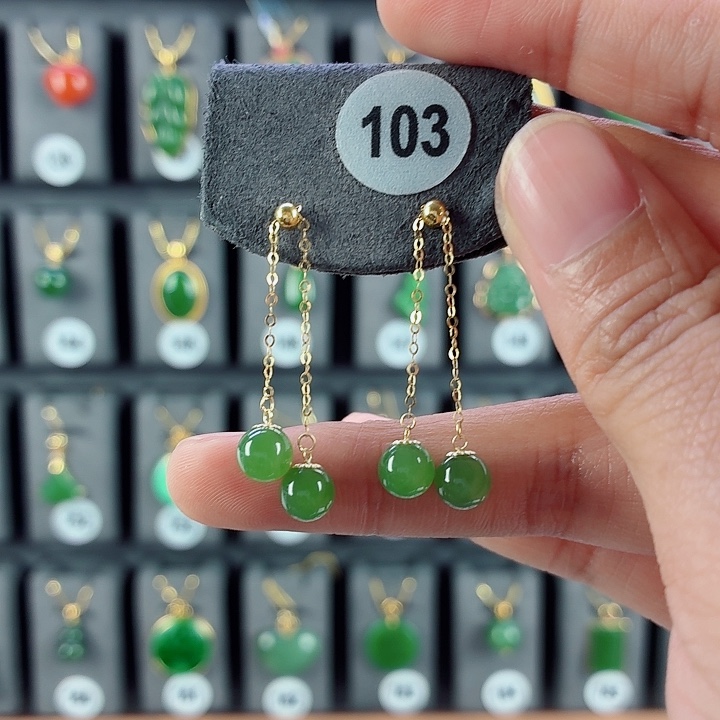 和田玉18K金镶嵌耳饰