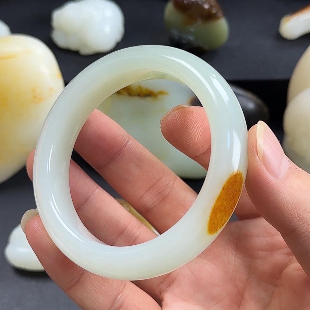 和田玉未镶嵌手镯新疆且末蓝