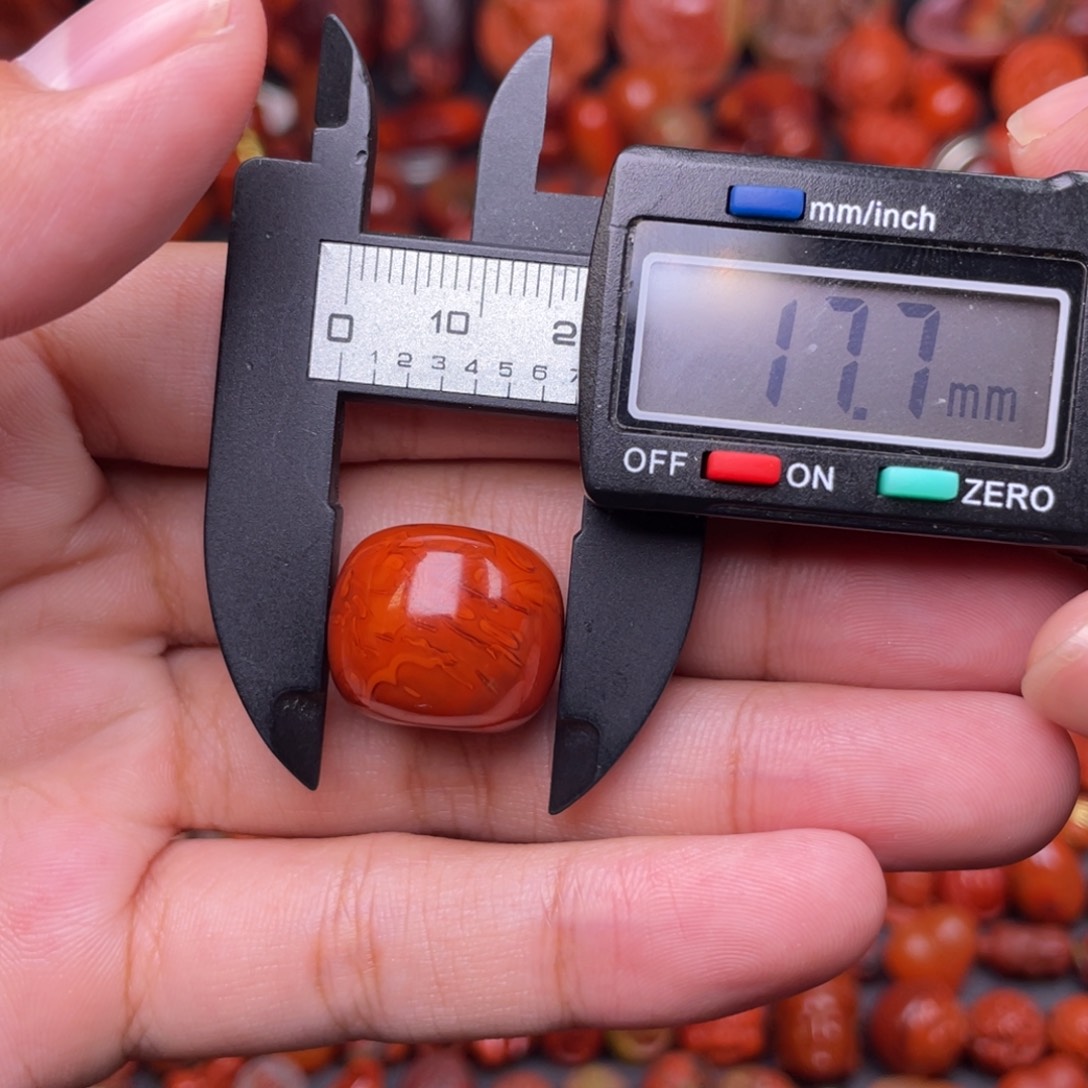 南红玛瑙未镶嵌配饰