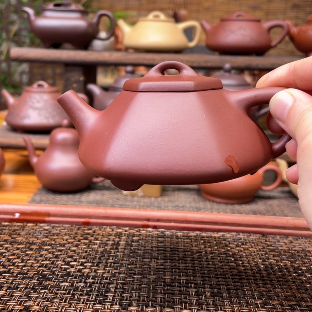 茶壶紫砂宜兴原矿紫砂手工制150