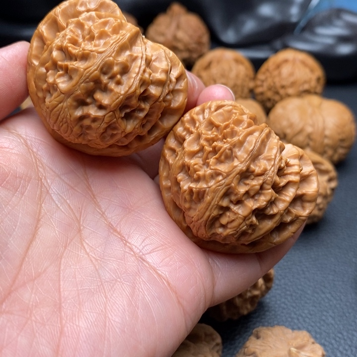文玩核桃吊坠桃心43尺