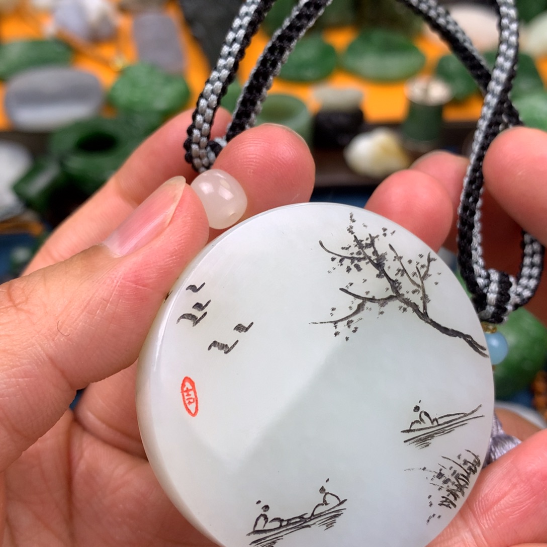 和田玉未镶嵌颈饰