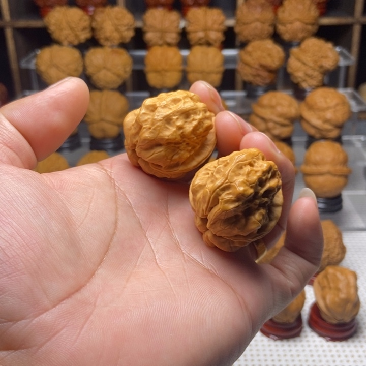 吊坠桃核6金玉满堂