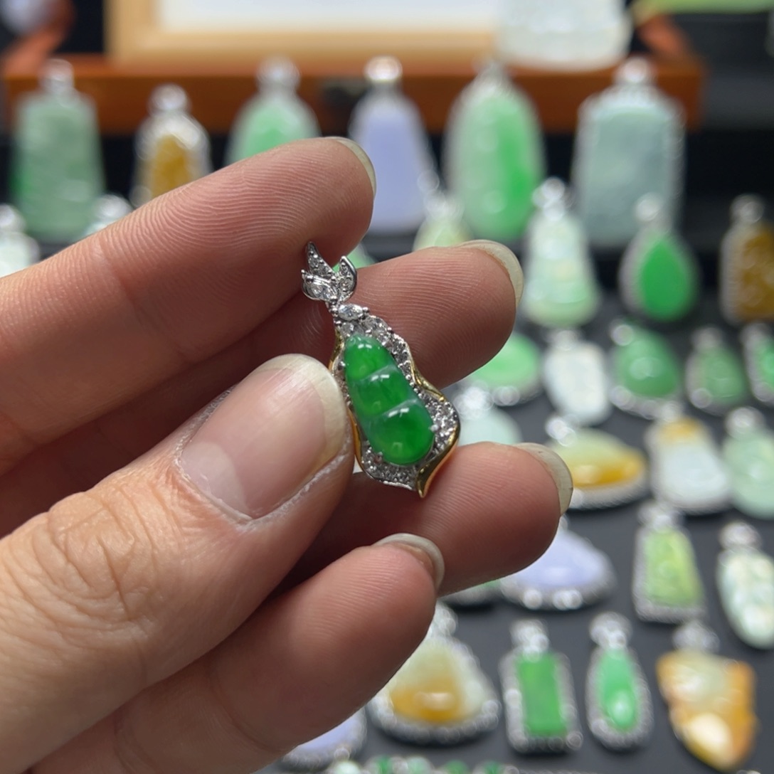 颈饰银S925镶嵌翡翠天然翡翠a货