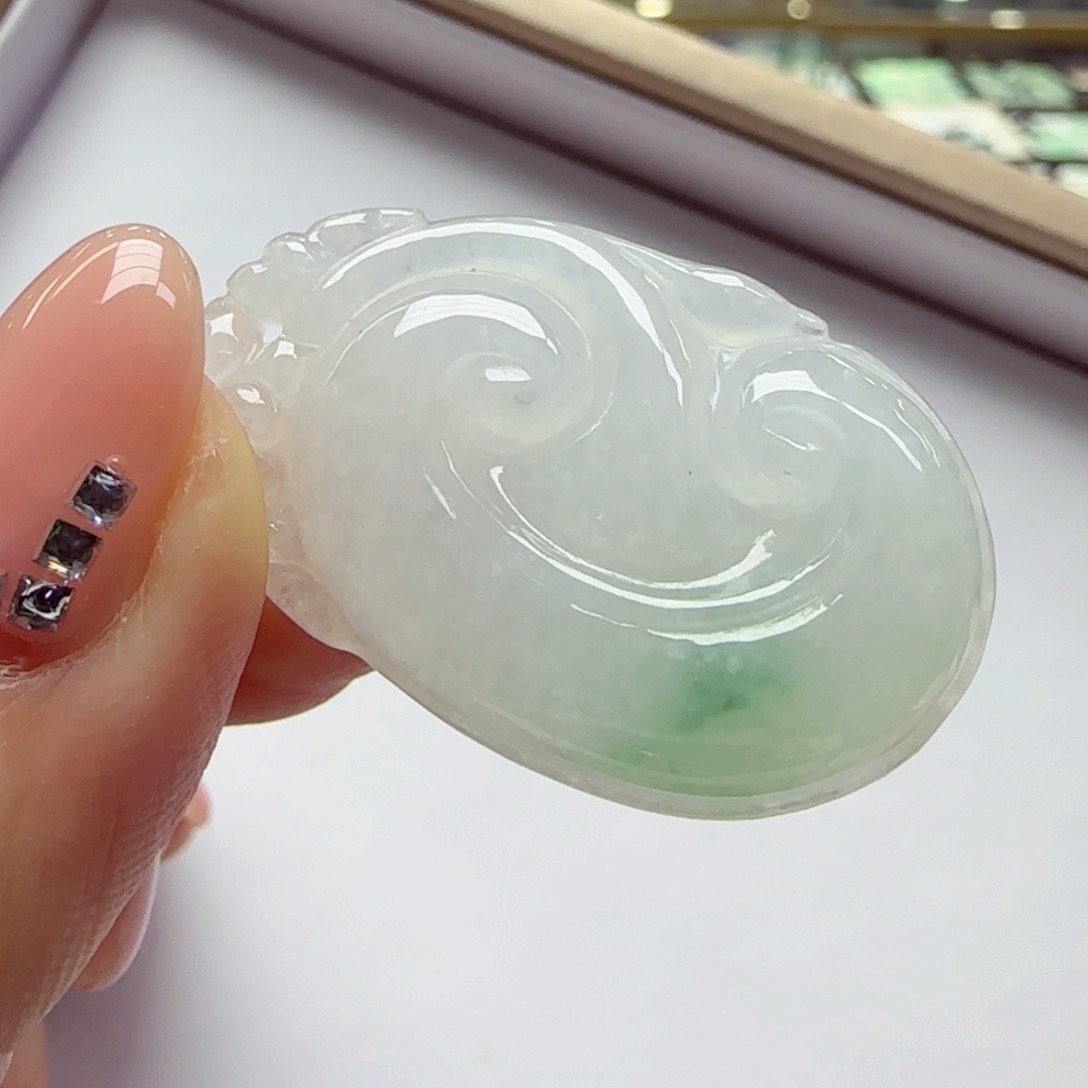 颈饰未镶嵌翡翠如意