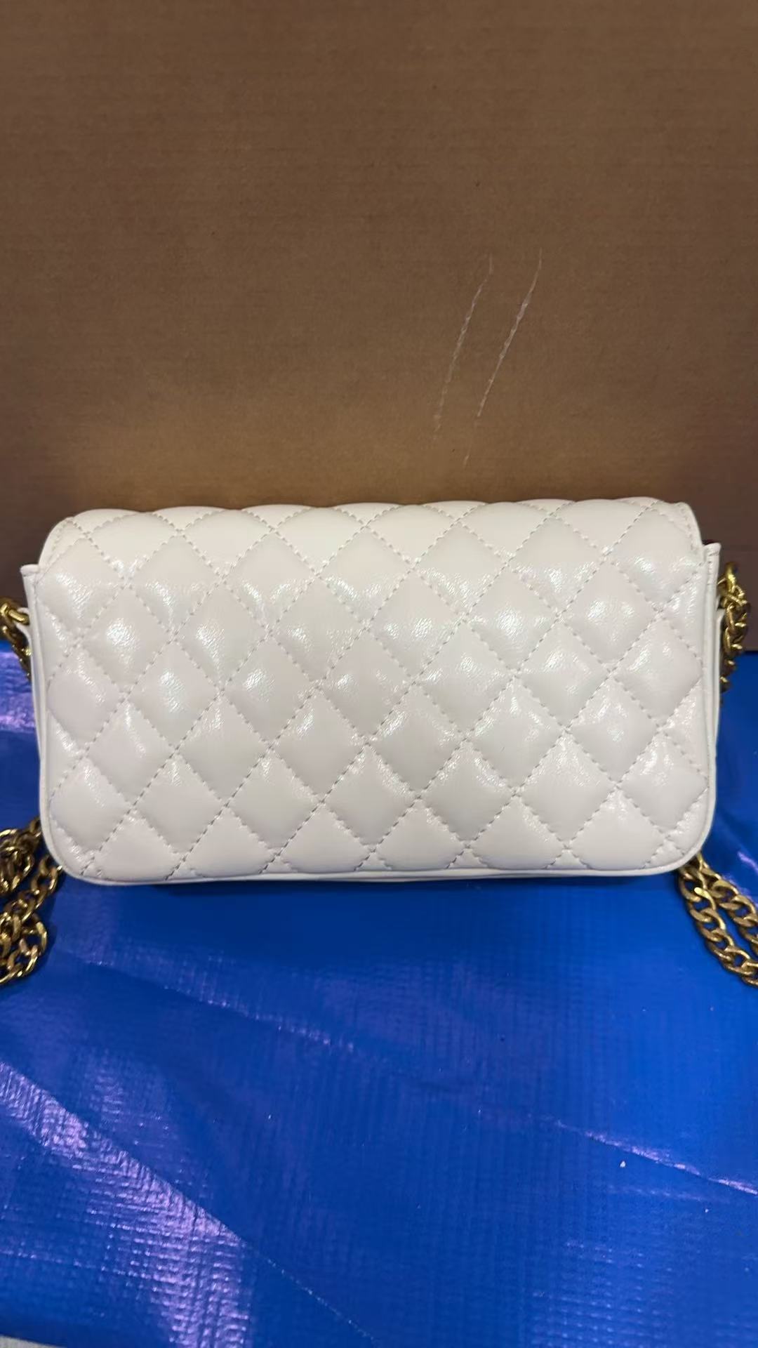 2025新款真皮女包法棍2209白色