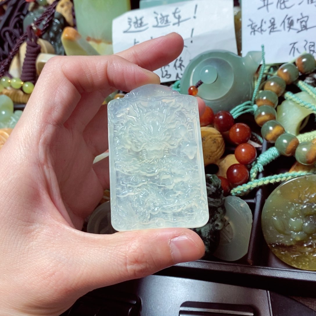 蛇纹石玉珠宝奇石未镶嵌