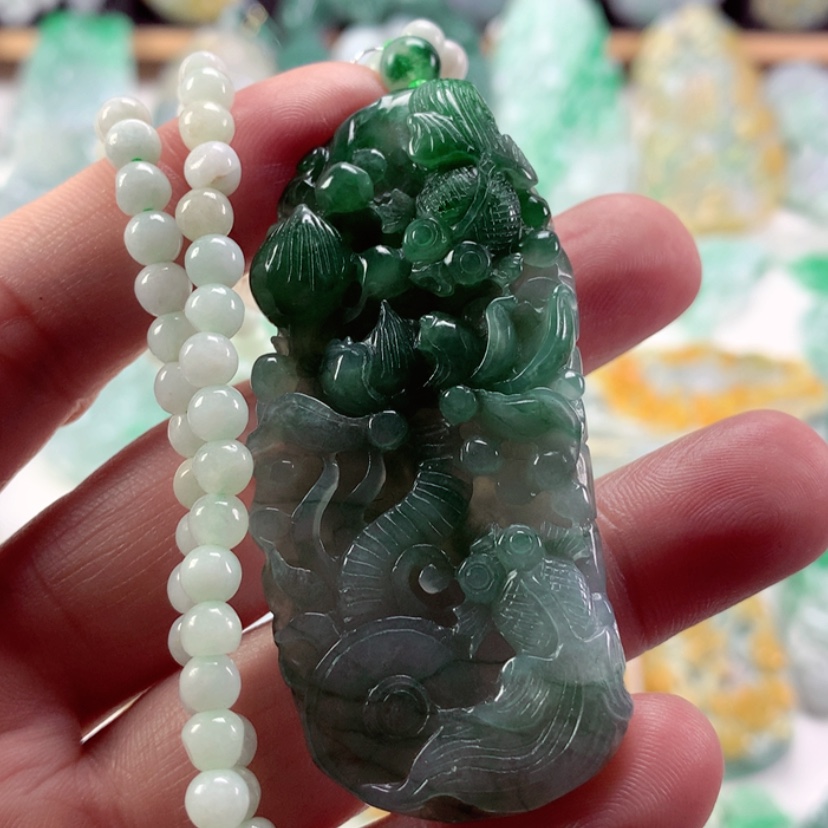 【闪购商品】翡翠吊坠(不含链)未镶嵌