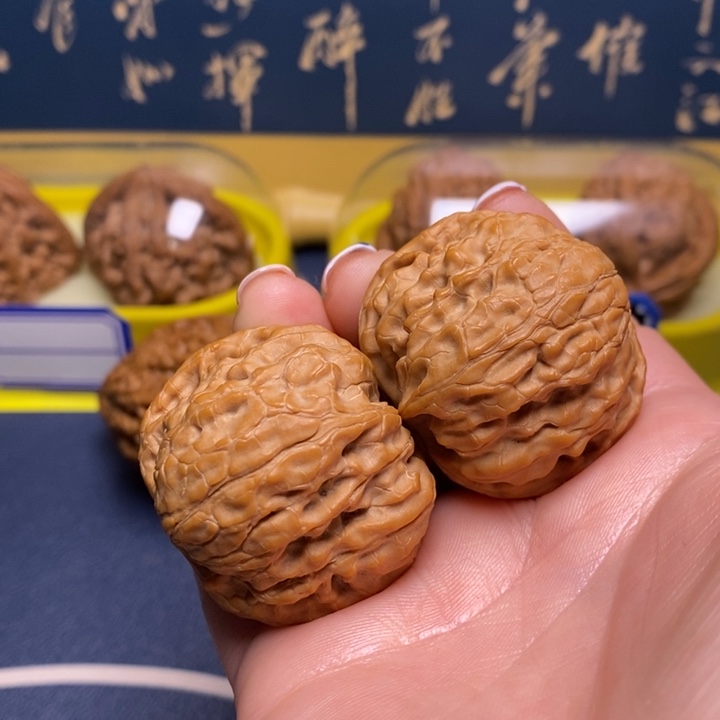 文玩核桃吊坠37核鼎