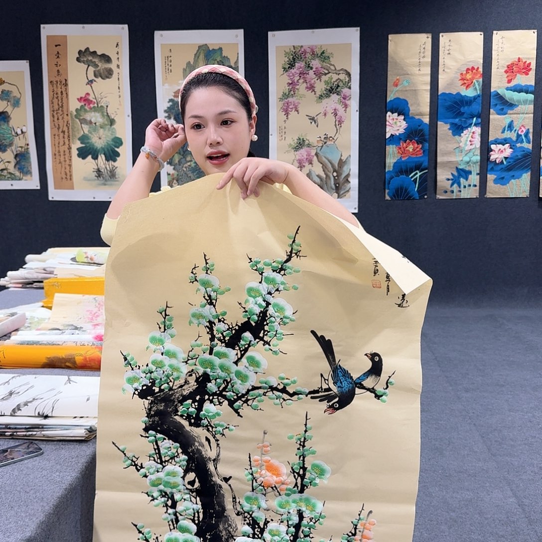 国画非常精美的一副作品