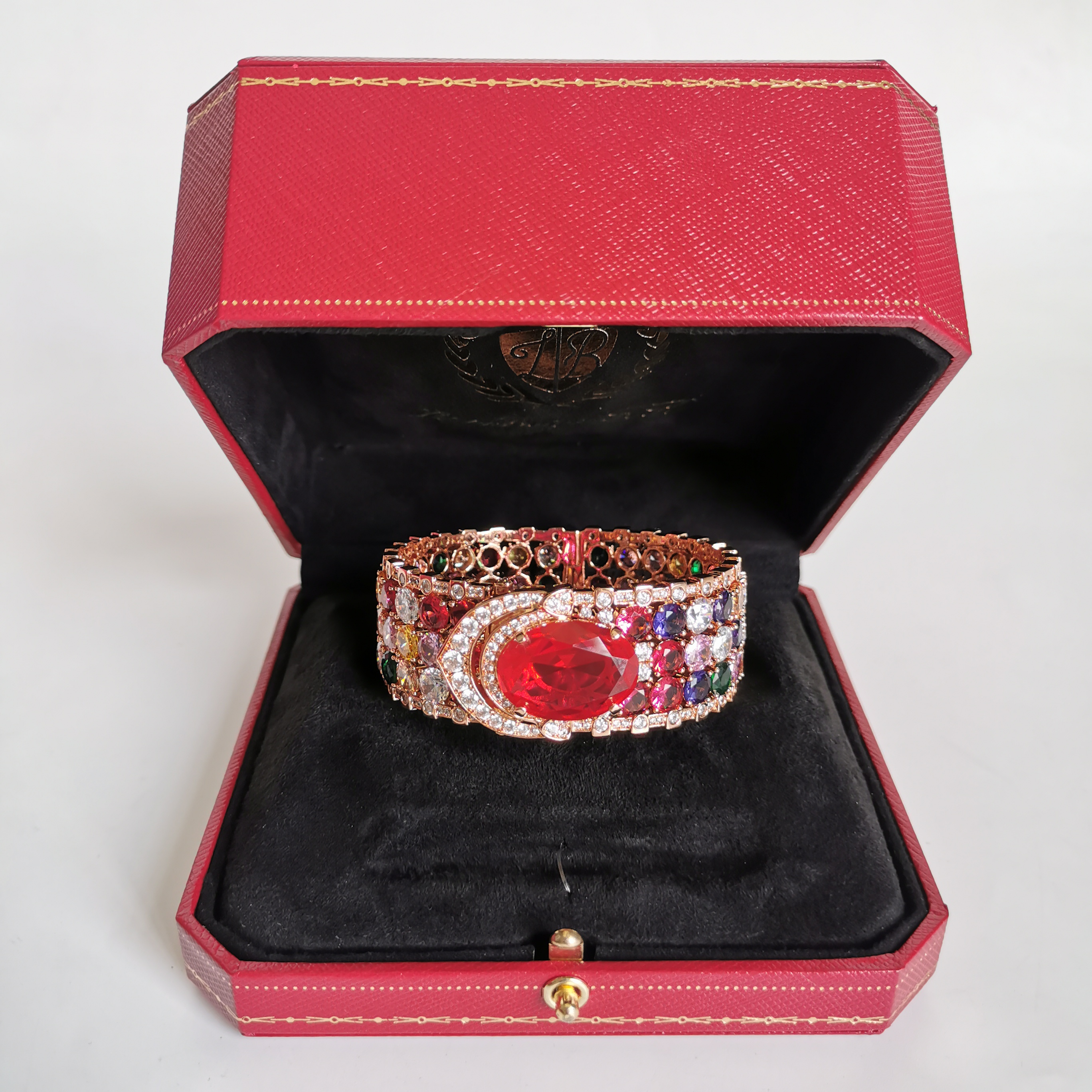 2864手镯--时尚优雅设计手镯赠礼盒