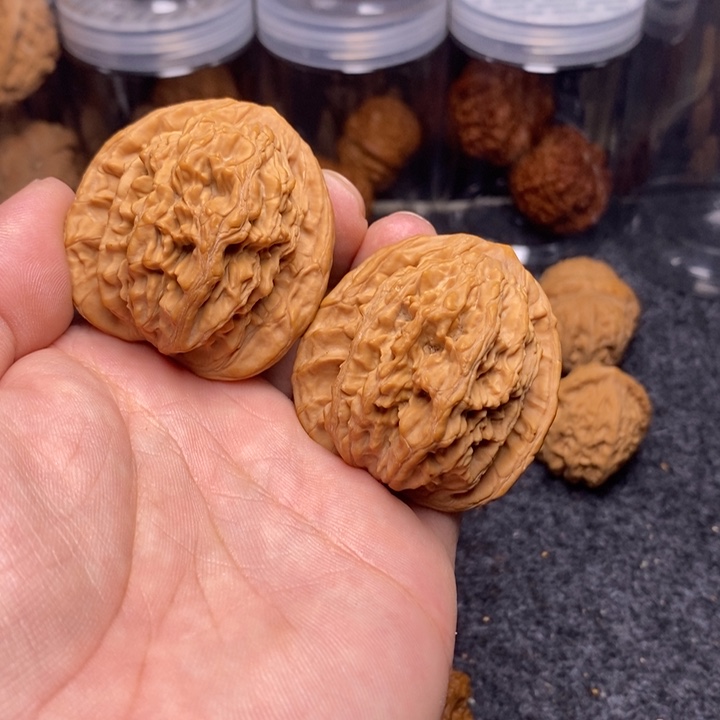 吊坠文玩核桃45麦穗虎头