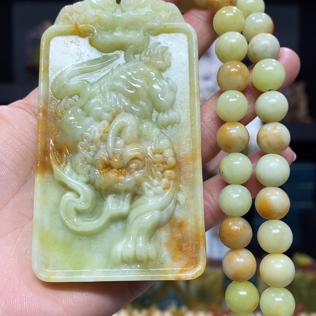 未镶嵌岫玉挂件吊坠