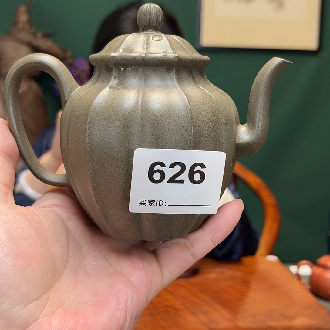 紫砂茶宠阿*银台醉客626蟹壳青