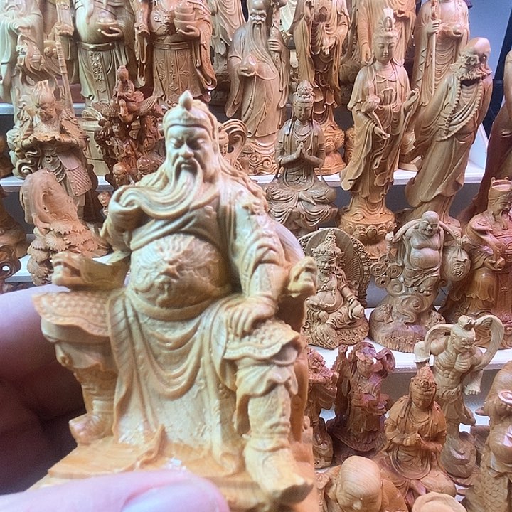 木林**飞原木原色一物一柏