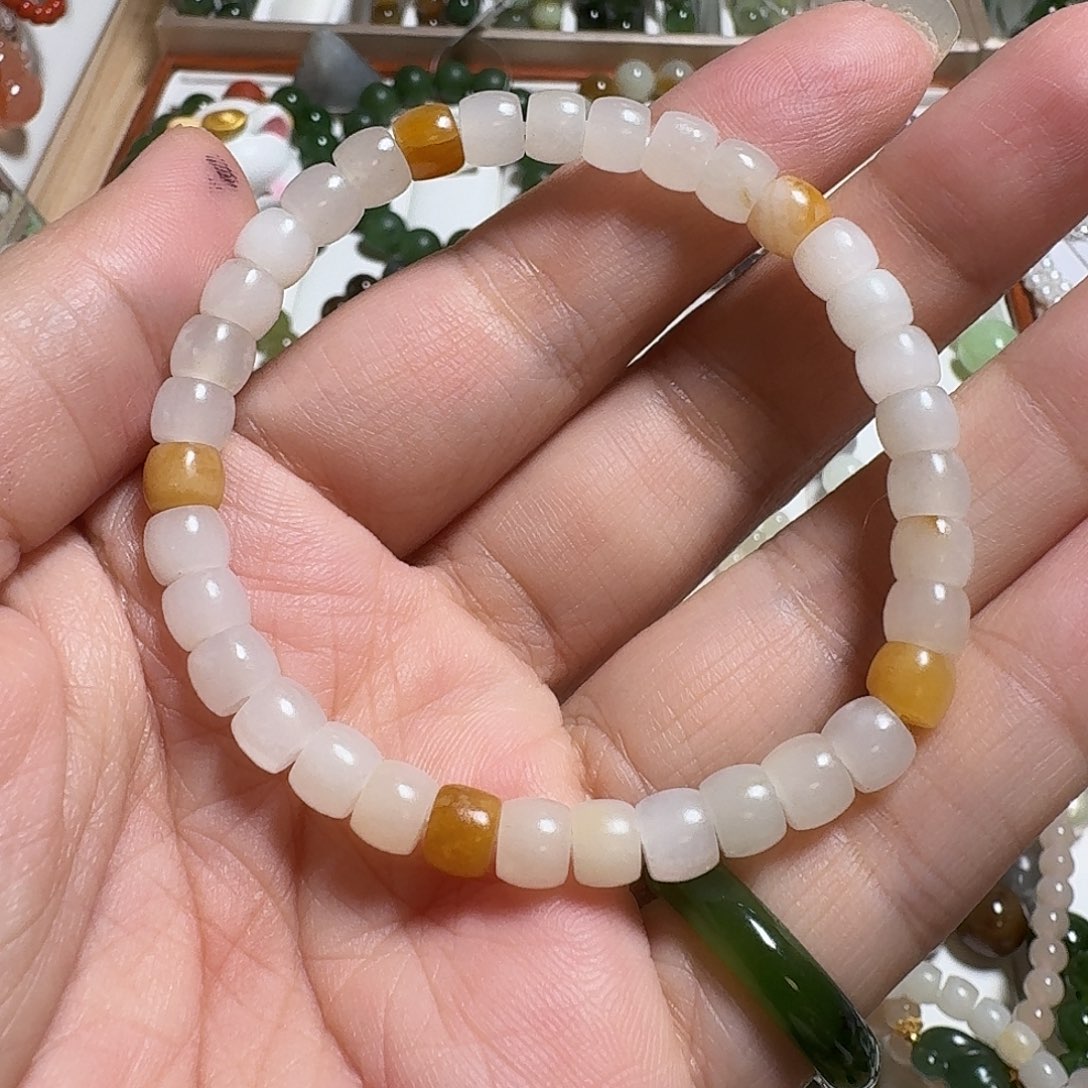 和田玉未镶嵌珠宝奇石