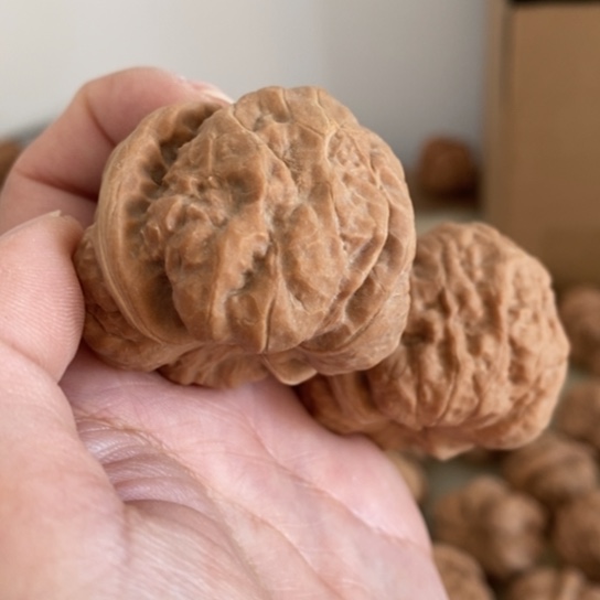 文玩核桃吊坠花****！41蛤蟆头一线天