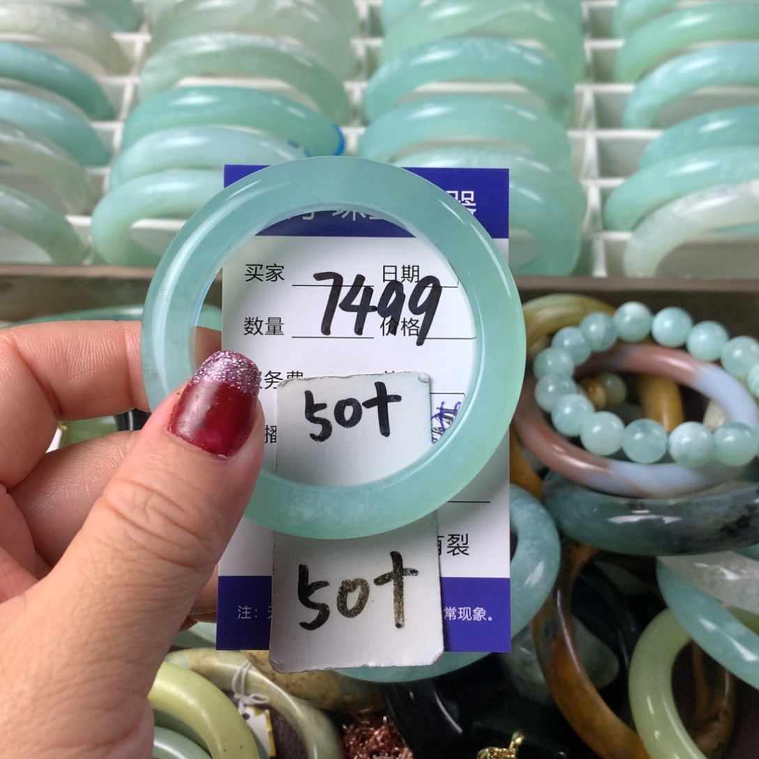 蛇纹石玉手镯未镶嵌v****t7499