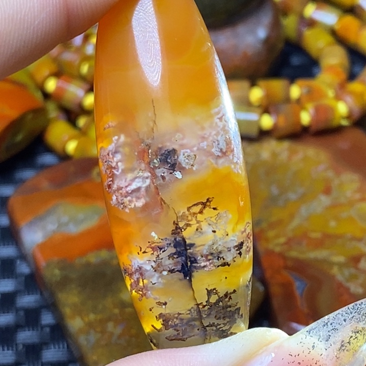 玛瑙/玉髓颈饰未镶嵌