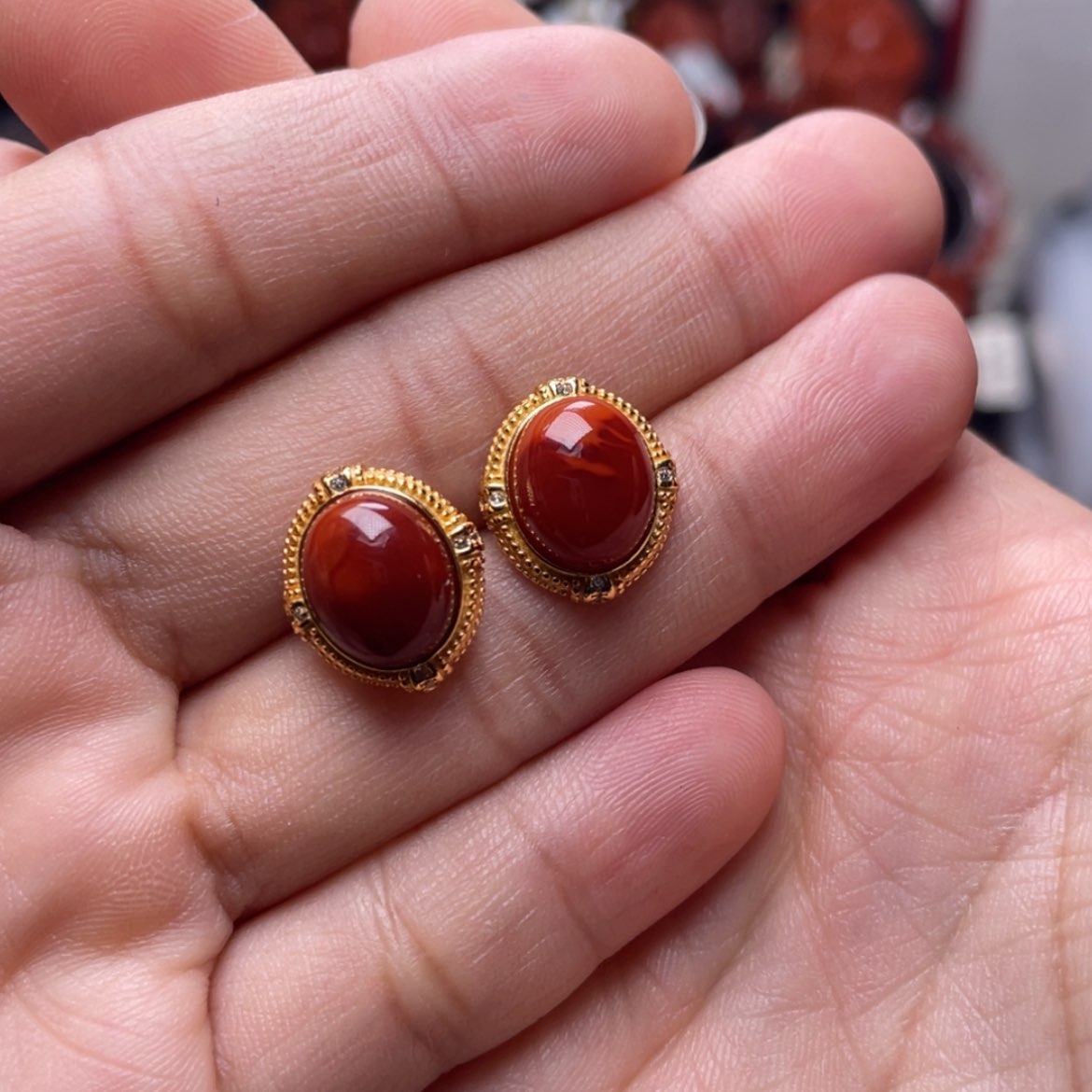 【闪购商品】银S925镶嵌蛋面耳钉南红玛瑙云*