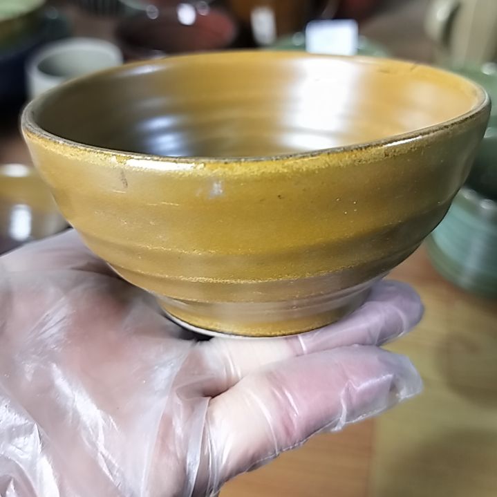 盘瓷片陶瓷杯盘壶碗都有