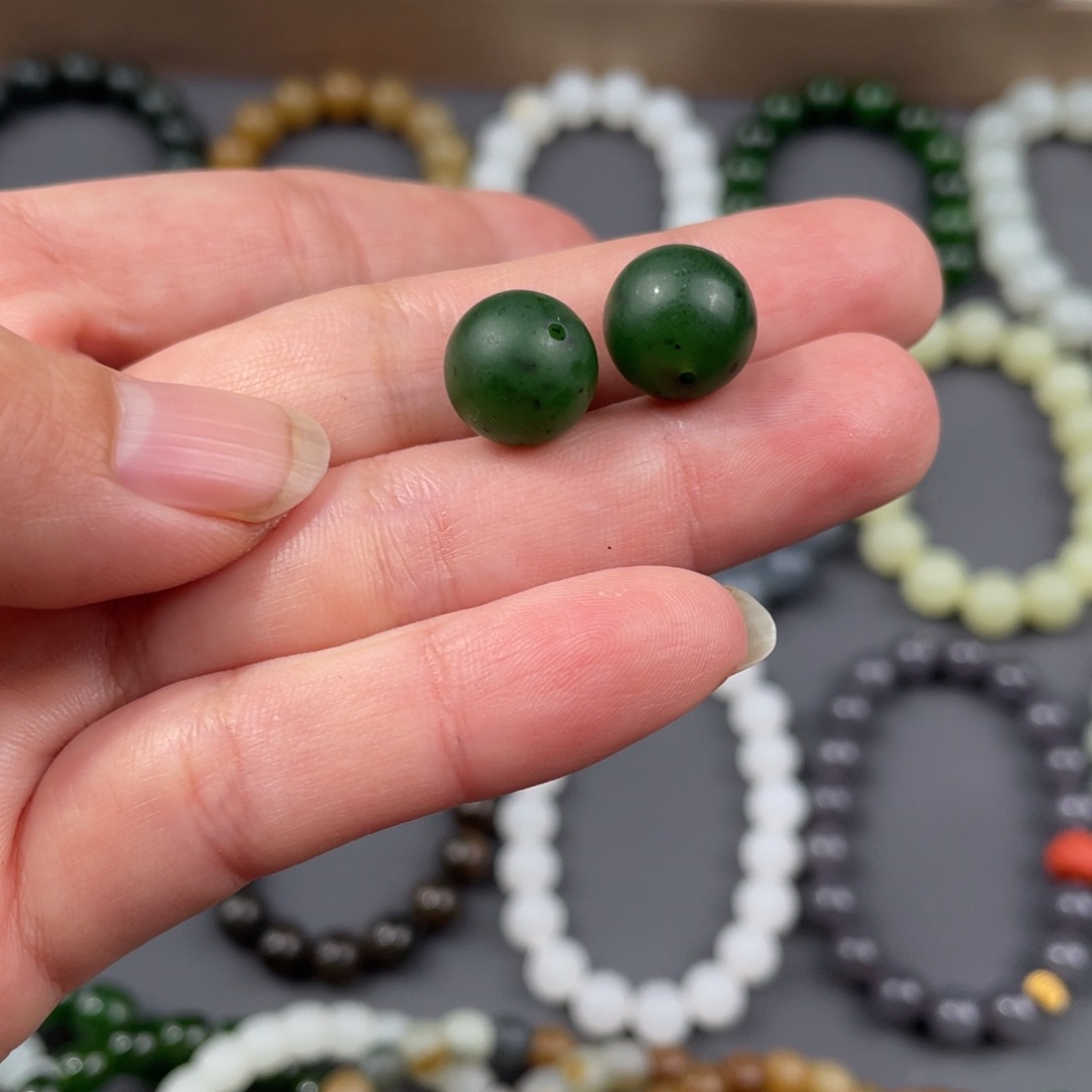 和田玉手串未镶嵌Q