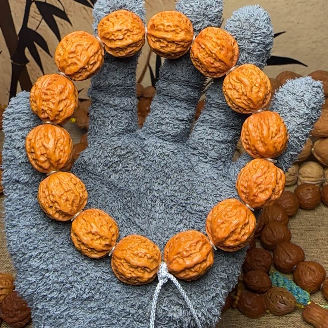 文玩核桃吊坠珊瑚纹八棱手持20.21.20