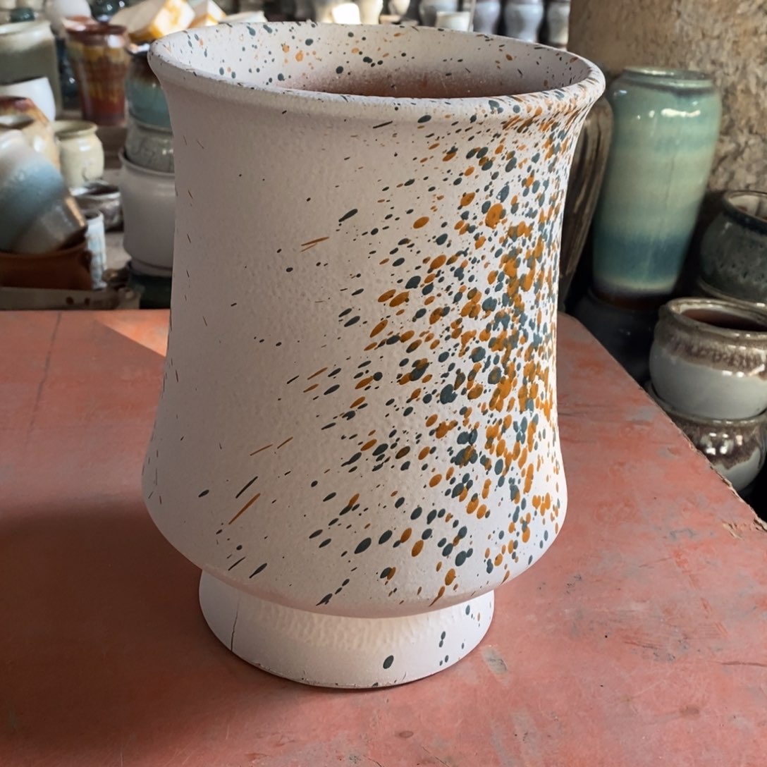 红陶瑕疵20/303¥，hxbnx