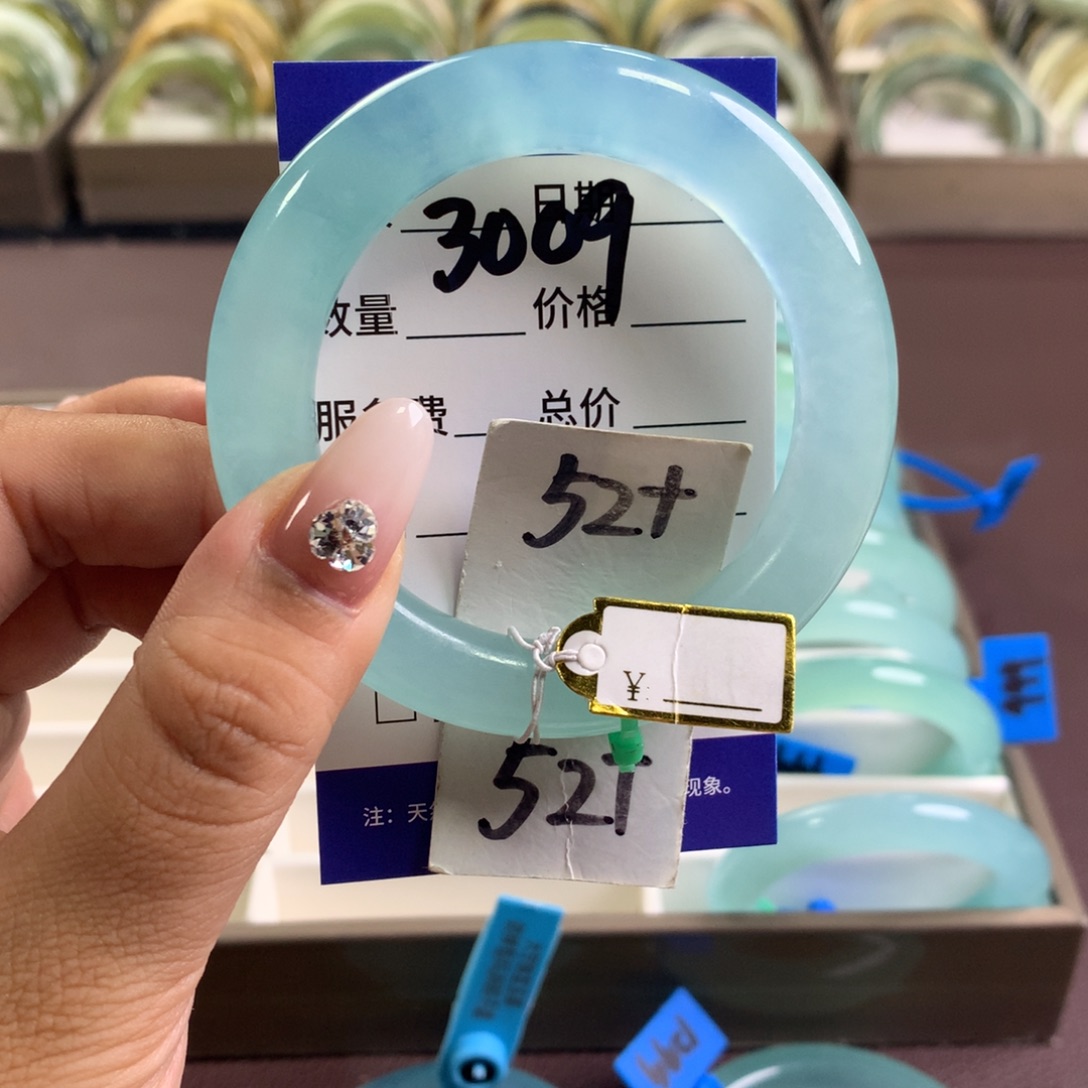 蛇纹石玉未镶嵌手镯3009