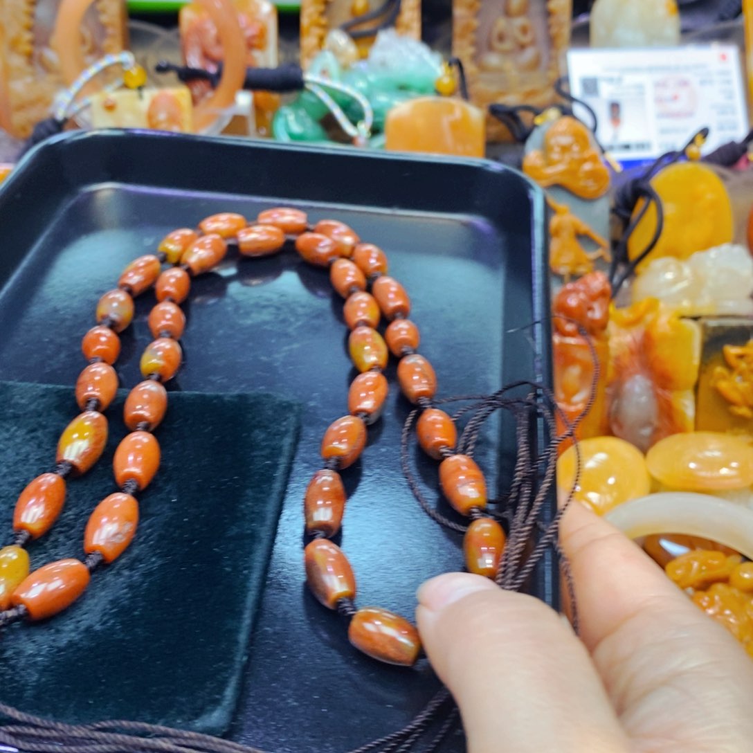 未镶嵌石英质玉（黄龙玉）吊坠(不含链)