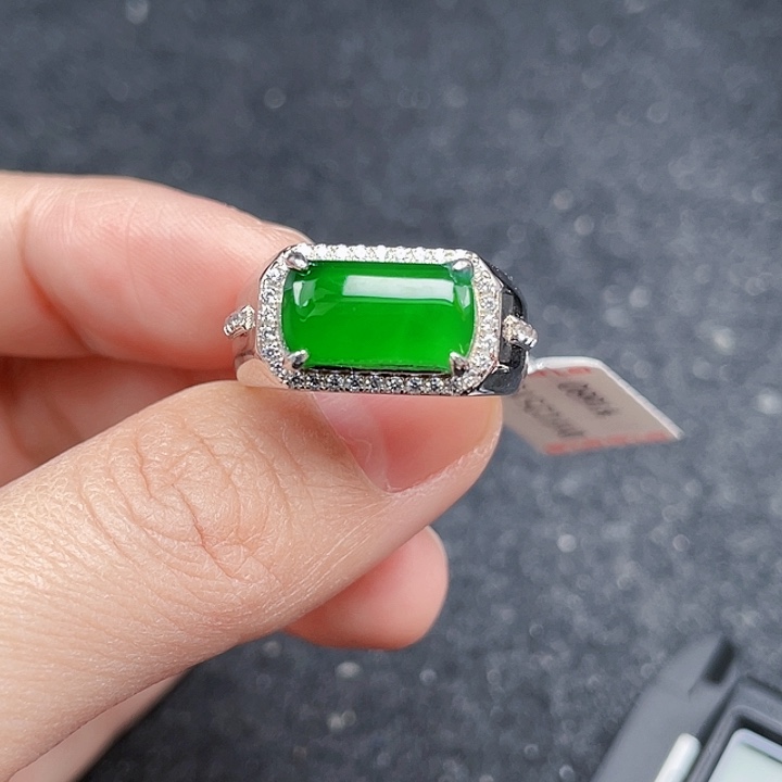 翡翠戒指银S925镶嵌天然a货翡翠没运费险2513