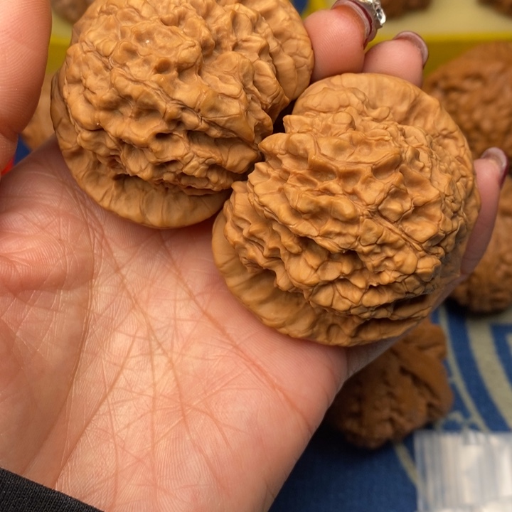 烟***树桃核吊坠龙鼎核桃