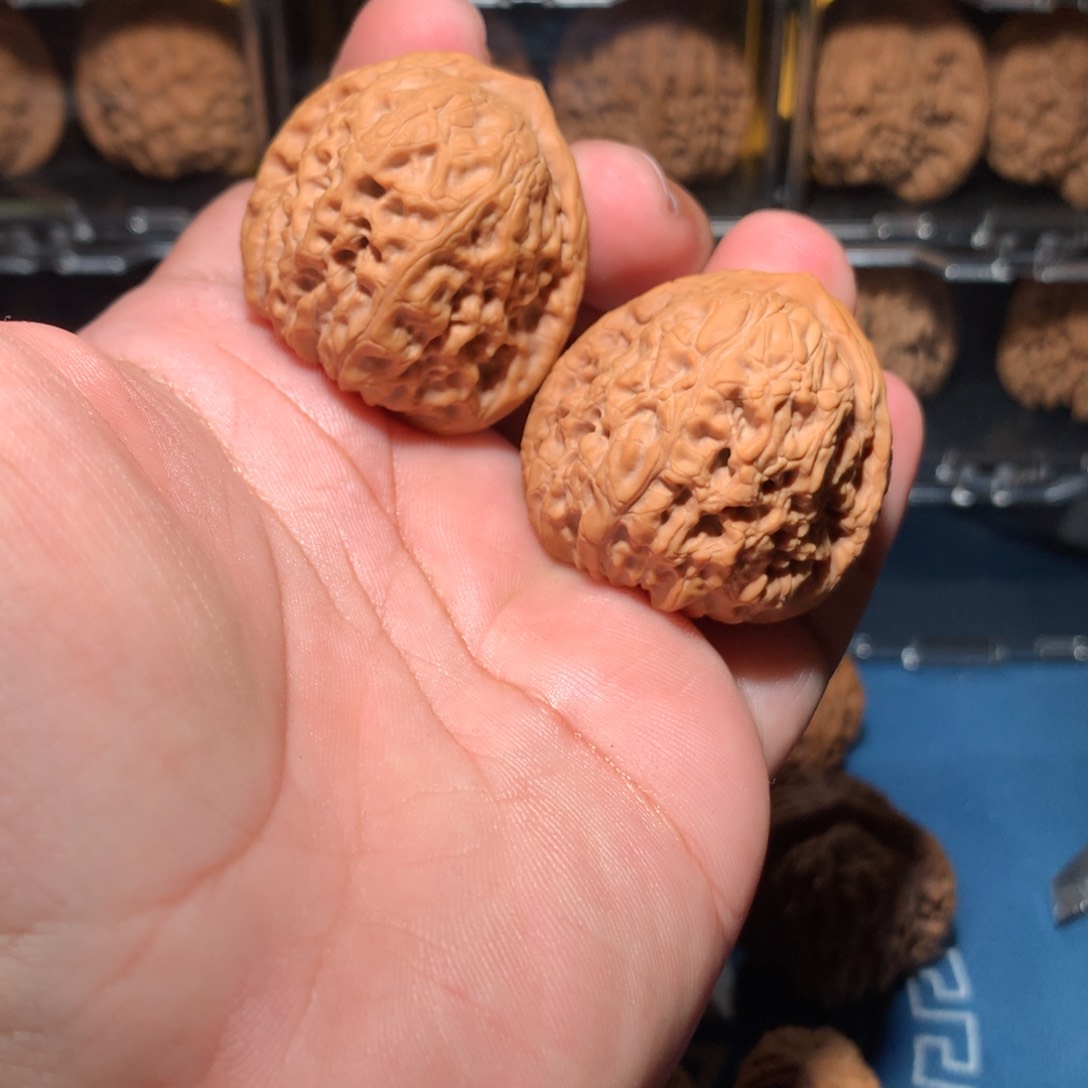 文玩核桃吊坠大团圆