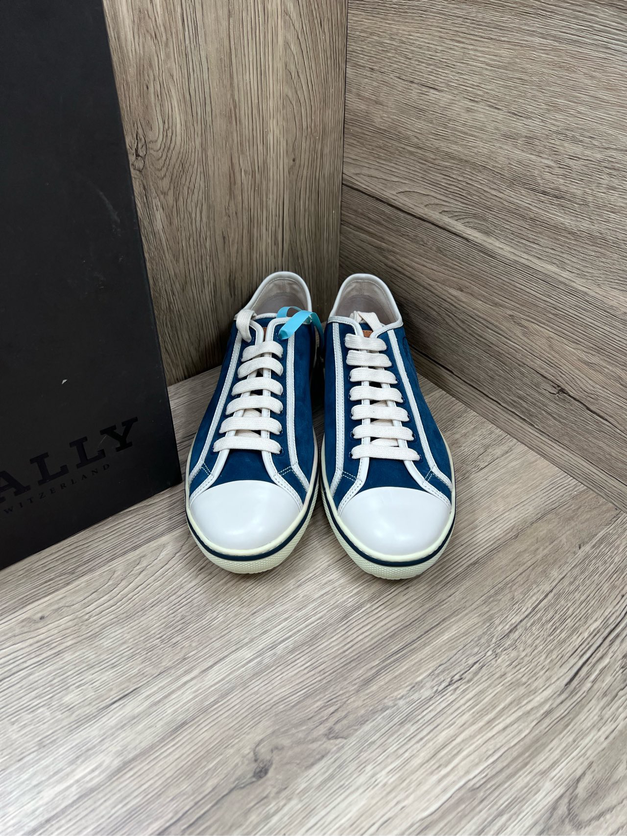 Bally 蓝色刺绣刺绣logo板鞋 42码/99新/原盒
