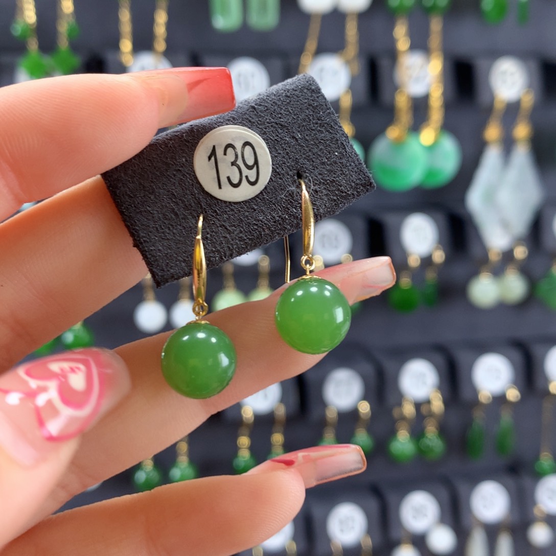 和田玉耳饰18K金镶嵌