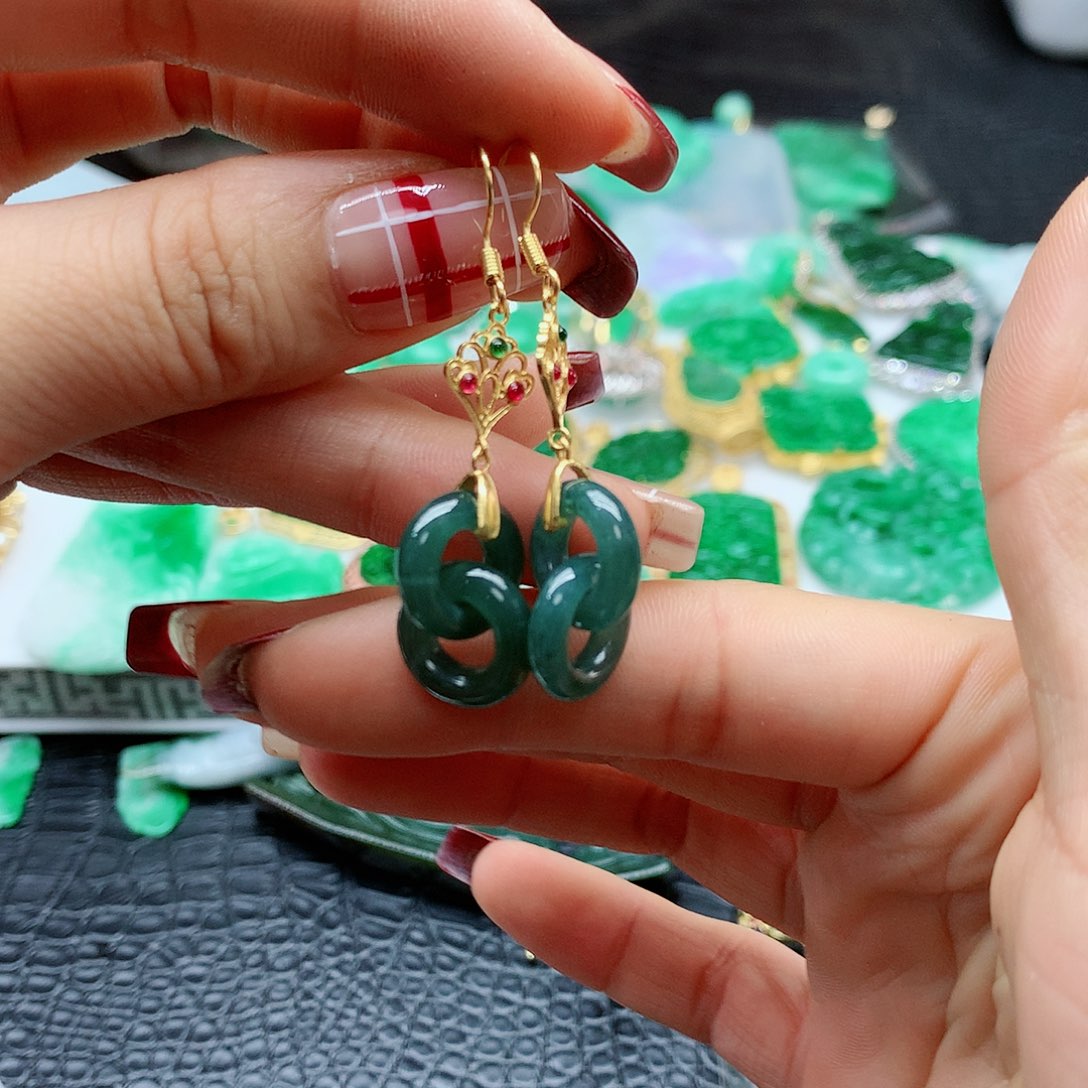 【闪购商品】翡翠耳饰未镶嵌，