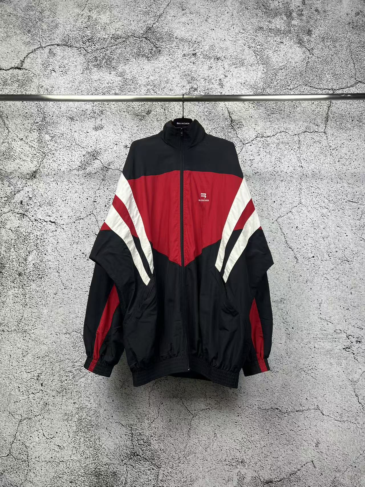 未使用 Balenciaga/巴黎世家 双勾刺绣拼接冲锋衣/0码/RN0264