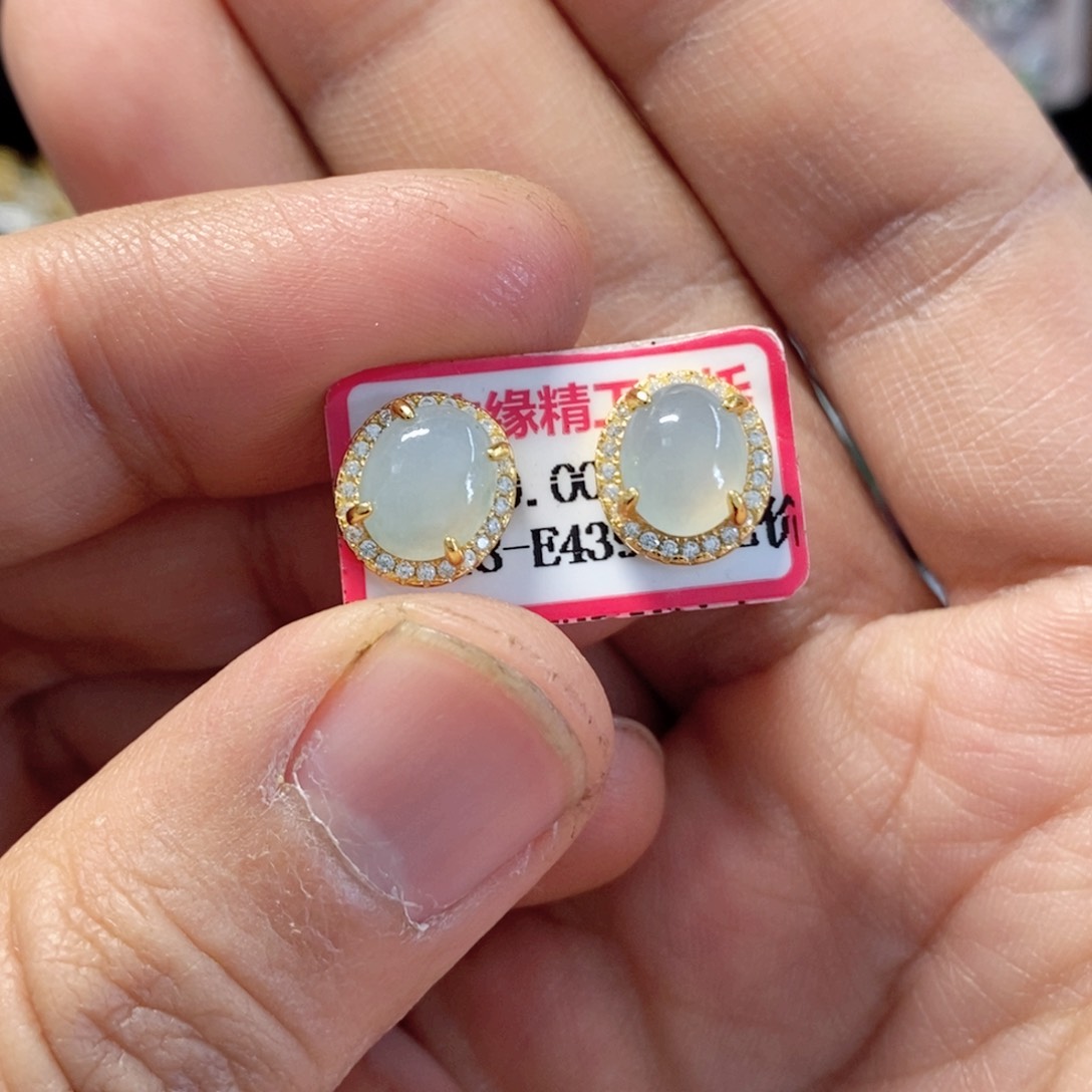 翡翠耳饰银S925镶嵌缅甸翡翠A货耳钉